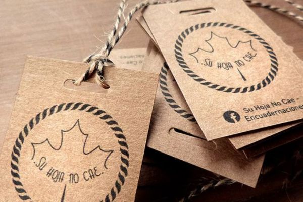 Chất liệu giấy in thẻ treo phổ biến