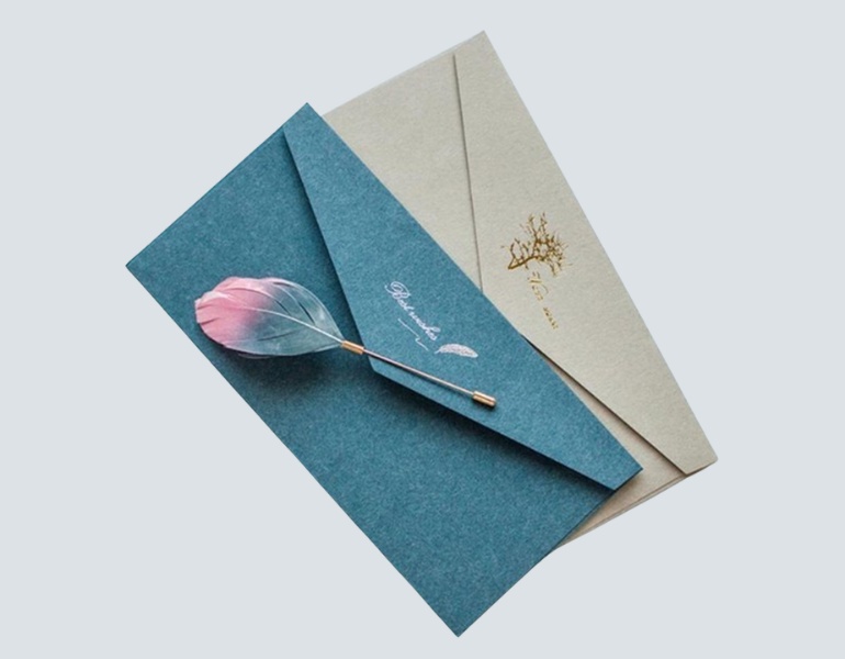 In phong bì ép kim giấy mỹ thuật