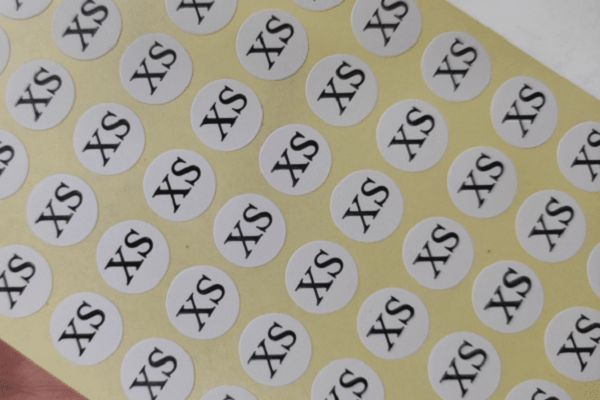 In tem dán size đẹp, thiết kế theo yêu cầu