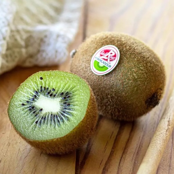 In Hoa Long nhận In tem nhãn kiwi đẹp