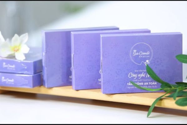 Mẫu hộp đựng nước hoa khô đẹp, chất lượng cao