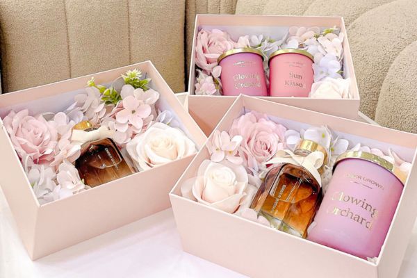 Mẫu hộp đựng nước hoa khô đẹp, chất lượng cao