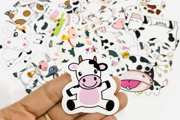 Bộ sticker bò sữa đẹp mắt