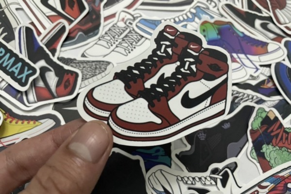 Bộ sticker sneaker được ưa chuộng