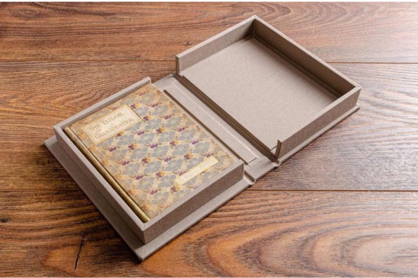 Mẫu in hộp giấy đựng album ảnh cưới họa tiết thủ công