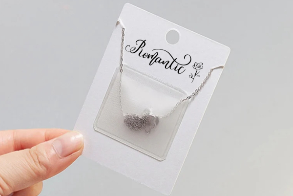 In Hoa Long nhận thiết kế và in ấn mẫu tag treo dây chuyền cao cấp