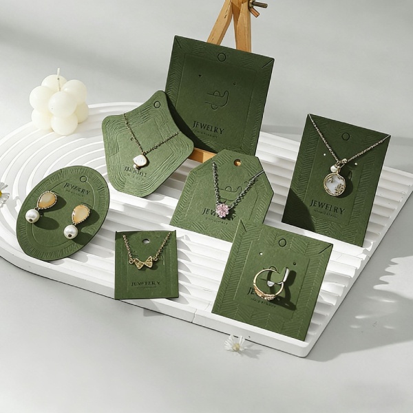 In Hoa Long nhận thiết kế và in ấn mẫu tag treo dây chuyền theo yêu cầu