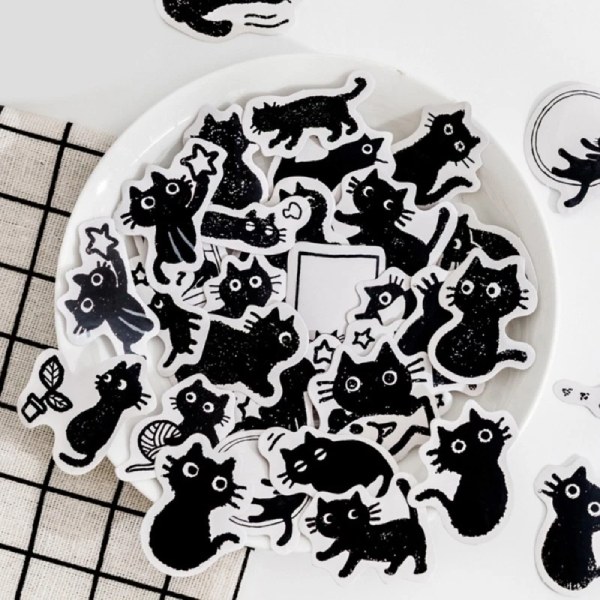 In Hoa Long nhận thiết kế và in ấn bộ sticker mèo đen giá rẻ