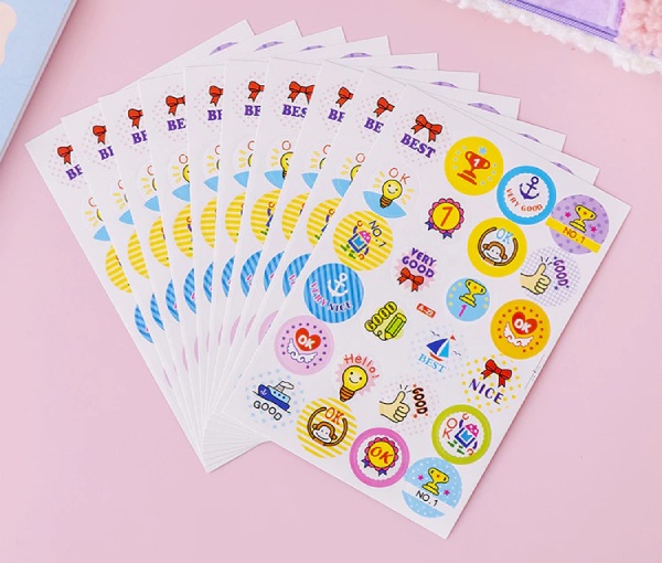 In Hoa Long nhận thiết kế và in ấn mẫu sticker khen thưởng dạng tấm