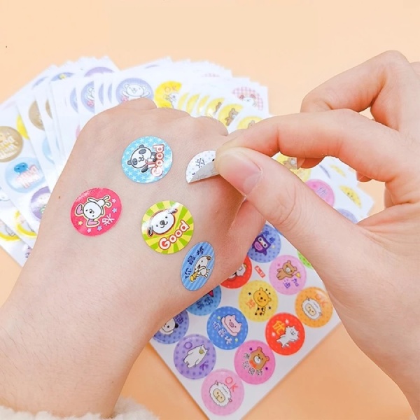 In Hoa Long nhận thiết kế và in ấn mẫu sticker khen thưởng đẹp
