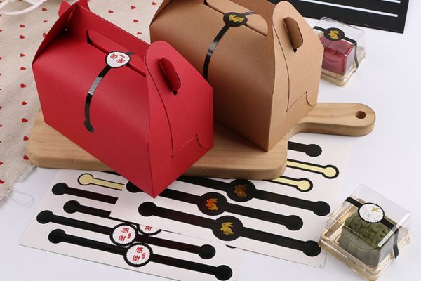 Tem dài dán hộp bánh đẹp, chất lượng cao