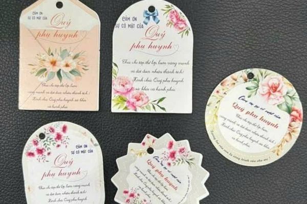 Mẫu tag treo chai nước đẹp, chất lượng cao