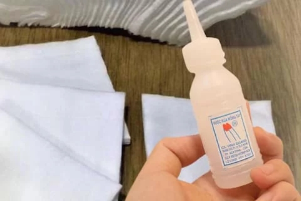 In Hoa Long tìm hiểu dung dịch tẩy mực in trên giấy acetone
