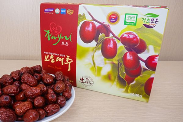 Mẫu hộp giấy đựng táo đỏ đẹp, giá rẻ