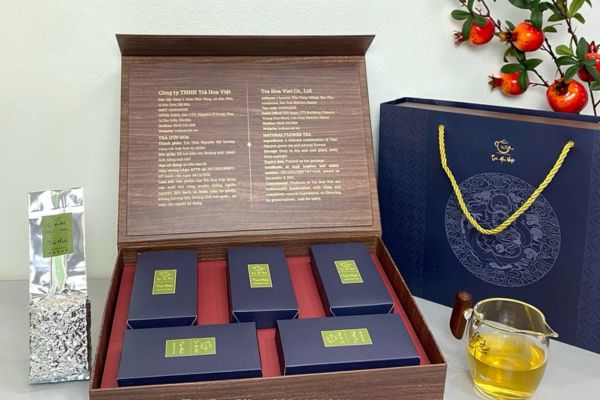 In hộp trà hoa việt theo yêu cầu