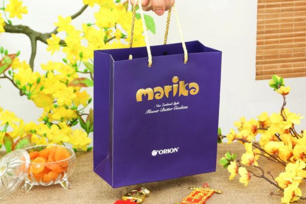 Mẫu túi giấy đựng bánh kẹo đẹp mắt