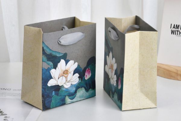 Mẫu túi giấy hoa sen đẹp, giá rẻ
