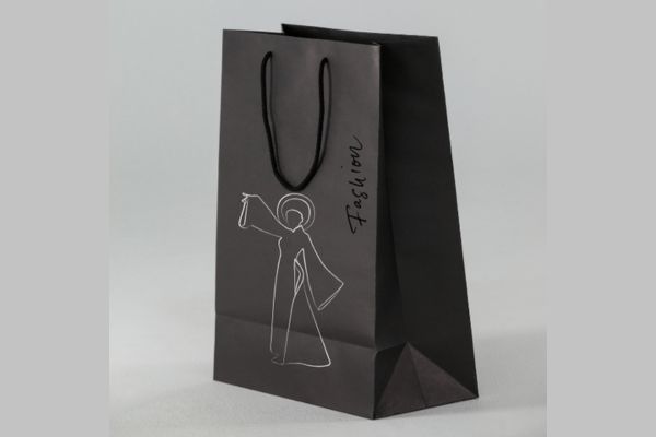 Mẫu túi giấy shop áo dài đẹp, chất lượng cao