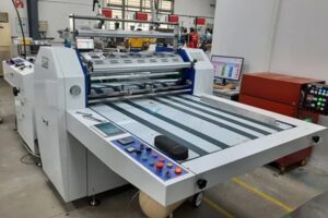 In Hoa Long tìm hiểu cấu tạo máy cán màng tự động