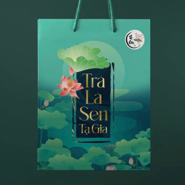 In túi giấy trà sen giá rẻ, thiết kế theo yêu cầu