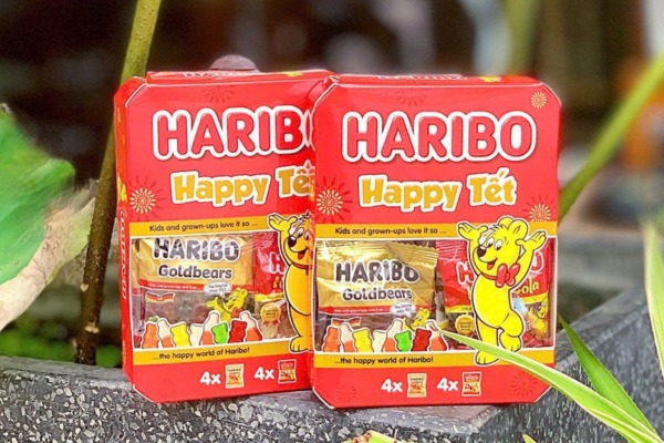Mẫu hộp giấy đựng kẹo dẻo có cửa sổ