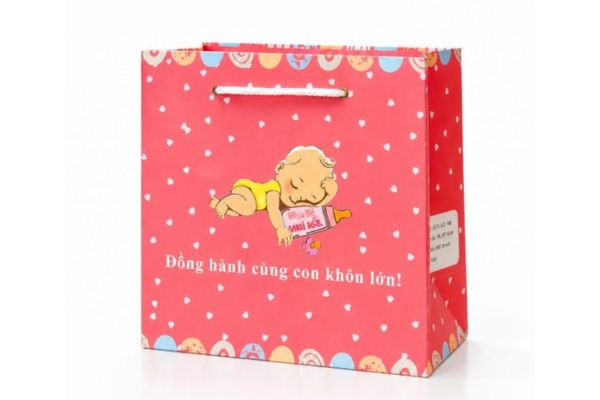 Mẫu túi giấy mẹ và bé đẹp, chất lượng cao