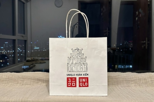 Thư viện các mẫu túi giấy Uniqlo đẹp mắt và ấn tượng