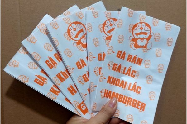 Túi giấy đựng khoai lang lắc đẹp, giá rẻ