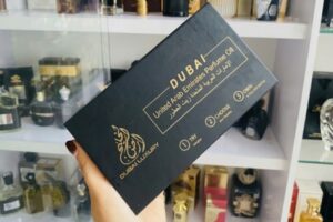 17+ Mẫu in hộp tinh dầu Dubai sang trọng. đep mắt