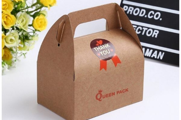 Hộp giấy kraft có quai giá rẻ, chất lượng