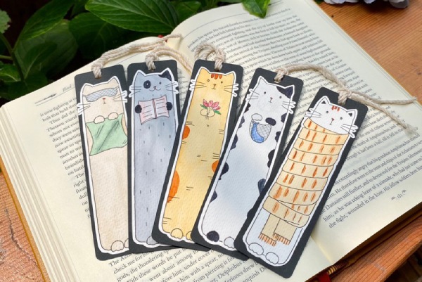 In Hoa Long nhận thiết kế và In Bookmark đáng yêu chuyên nghiệp