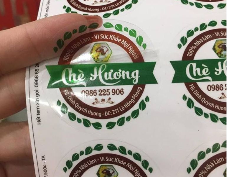 In tem nhãn dán ly chè theo yêu cầu