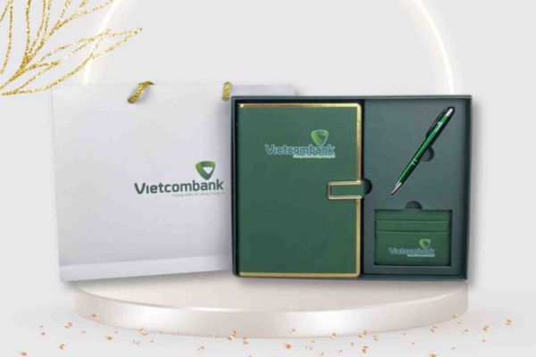 In túi giấy vietcombank giá rẻ, thiết kế theo yêu cầu