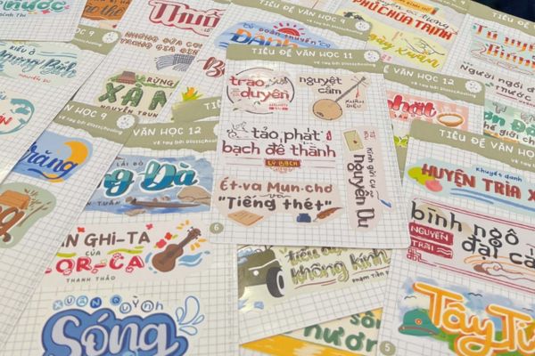 Sticker tựa đề văn học giá rẻ, mẫu đẹp
