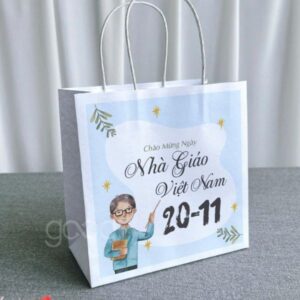 Túi giấy 20-11 đựng quà giá rẻ, chất lượng cao