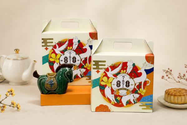 In hộp carton quai xách giá rẻ, mẫu đẹp