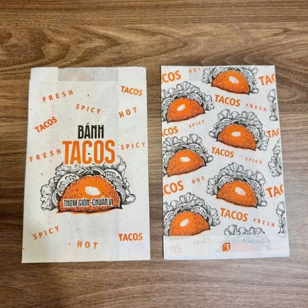 In túi bánh tacos tại Hà Nội