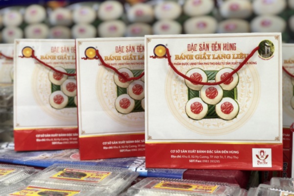 Các mẫu in hộp đựng bánh giầy truyền thống đẹp mắt