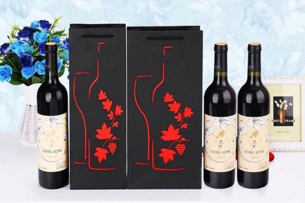 Túi giấy đựng rượu vang giá rẻ, mẫu đẹp