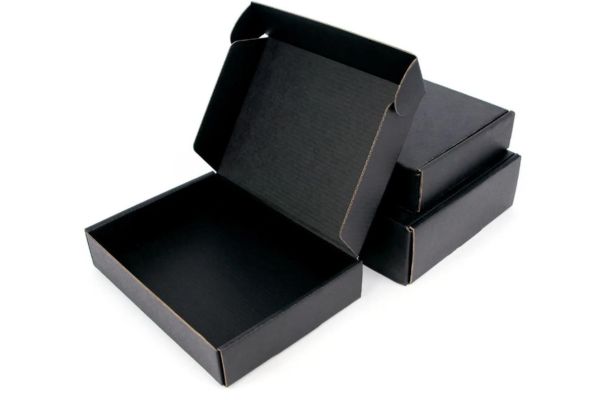 Hộp carton màu đen giá rẻ, mẫu đẹp