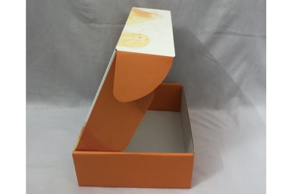 Hộp carton màu cam giá rẻ, mẫu đẹp