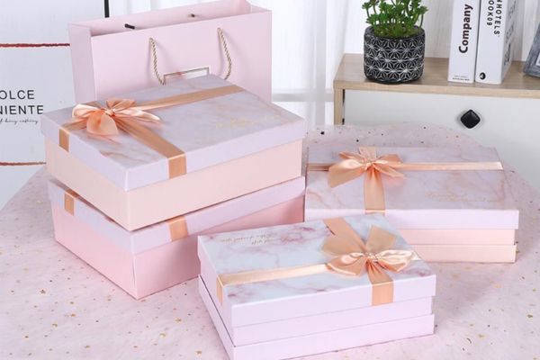 Hộp đựng quà 8-3 giá rẻ, mẫu đẹp