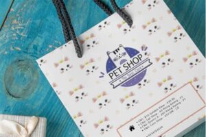 In túi giấy shop thú cưng theo yêu cầu