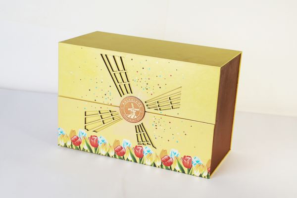 Mẫu hộp bánh kẹo Tết theo yêu cầu