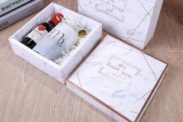 Mẫu hộp quà tặng thank you theo yêu cầu